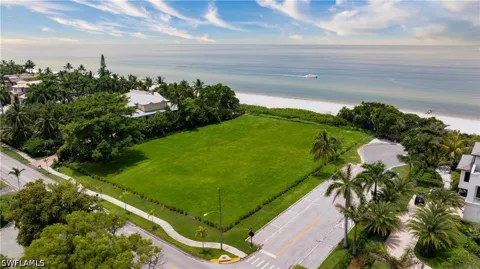 Gulf Shore Boulevard