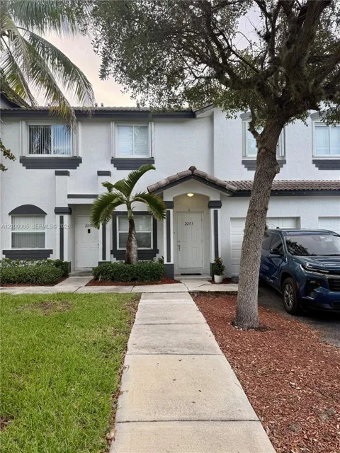 2253 SE 25th Ave #2253
