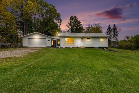 9489 E 64th Street