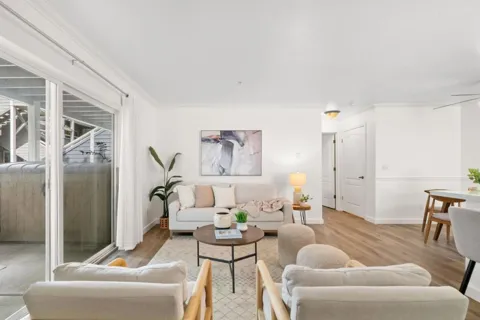 41 Grandview Street #1402