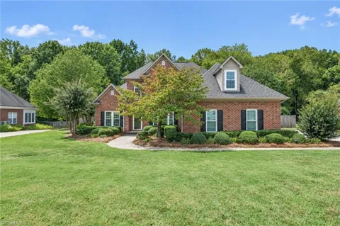 144 Oak Leaf Lane