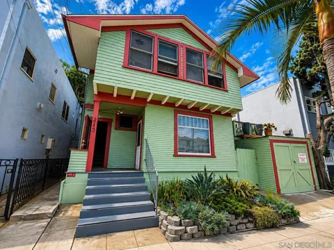 215 Spruce Street