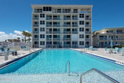 935 S Atlantic Avenue #403
