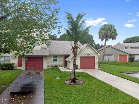 2020 Vero South Circle SW #4