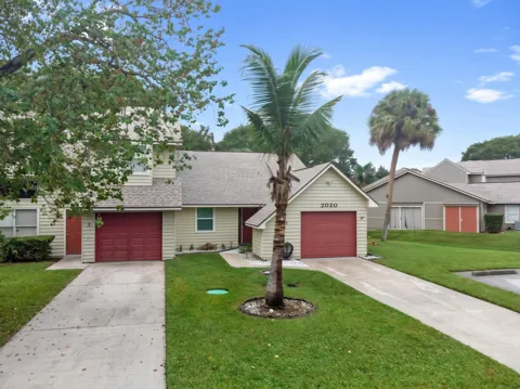 2020 Vero South Circle SW #4