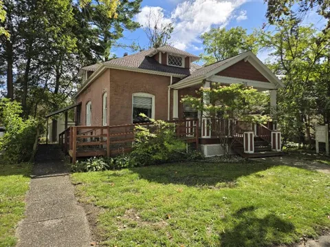 315 Ives Avenue