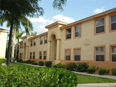 15449 Bellamar Circle #1211