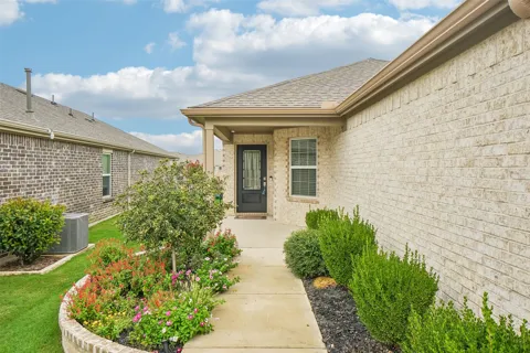 7665 Parade Drive