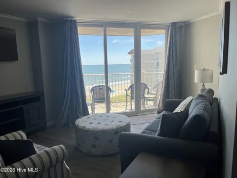 2000 New River Inlet Road #2503