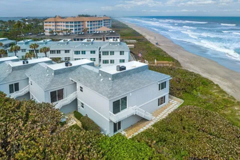 1457 NE OCEAN BOULEVARD #1