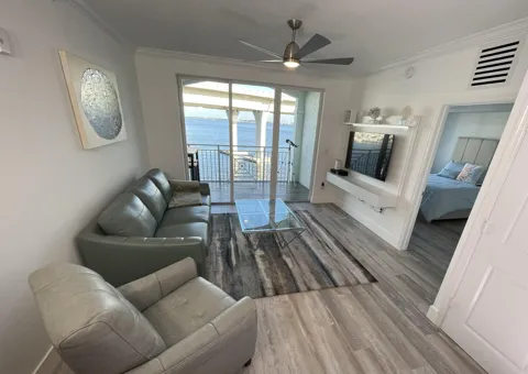 415 NW Flagler Avenue