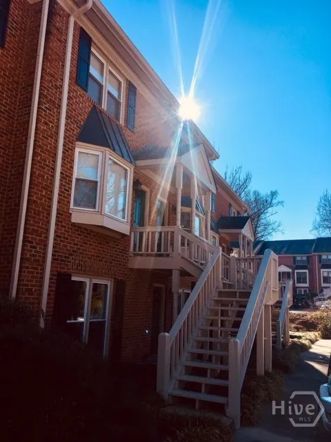 210 E Cloverhurst Avenue #6