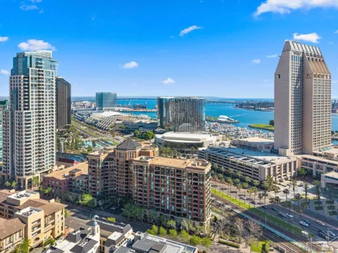 500 W Harbor Dr #1022