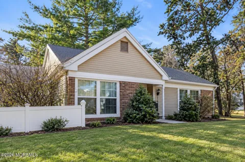 766 Liverpool Circle