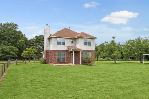 1083 Old Highway 36