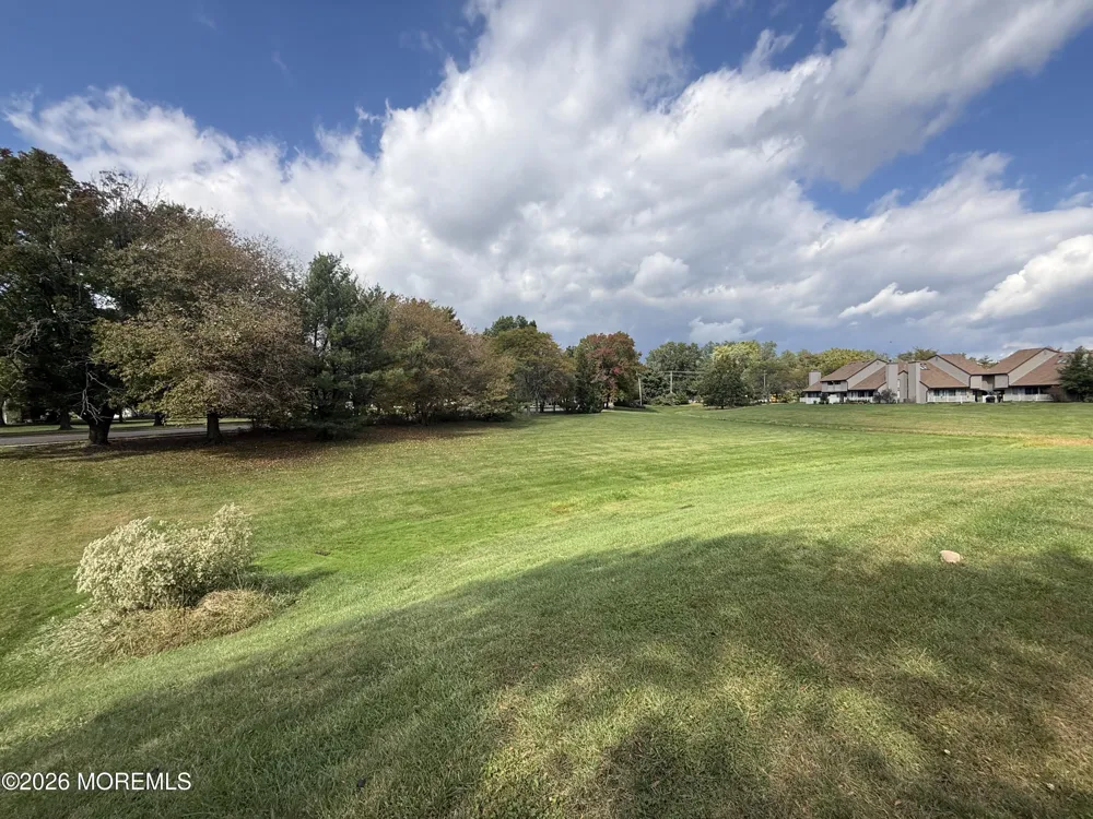 9 Cotswold Circle #809 Ocean, NJ 07712
