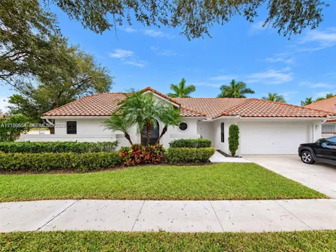 1853 NW 109th Ave