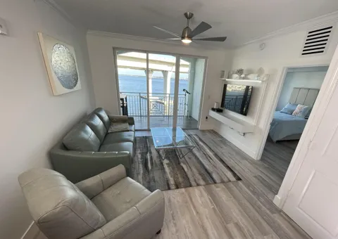 415 NW Flagler Avenue
