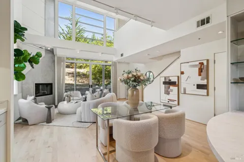 50 Cresta Drive ##11