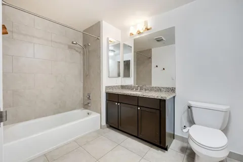175 W Saint James Street #1308