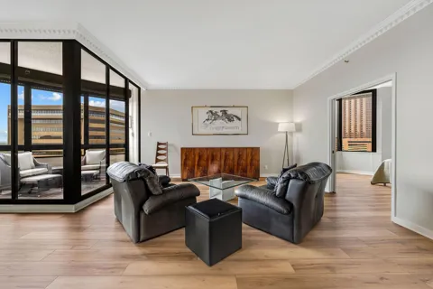 5555 Del Monte Drive #1104