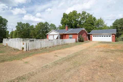 9462 County Road 147 W