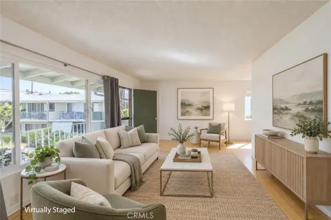939 E Appleton Street #5
