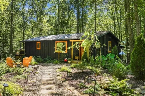 299 Yellow Bluff Road