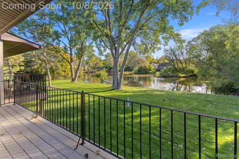 4588 Laurel Club Circle