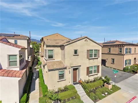 881 Pear Court