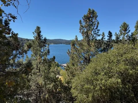Yosemite Dr.