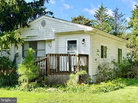 17240 WATER VIEW DRIVE