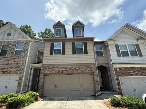 3282 Brockenhurst Drive