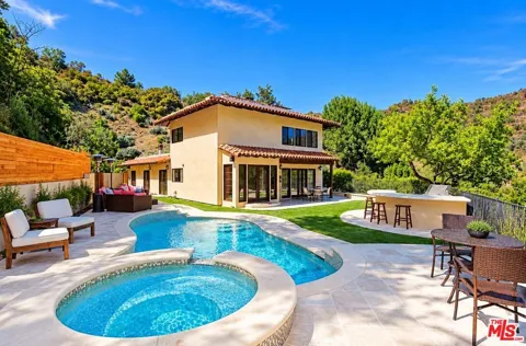 13129 Sherry Lane