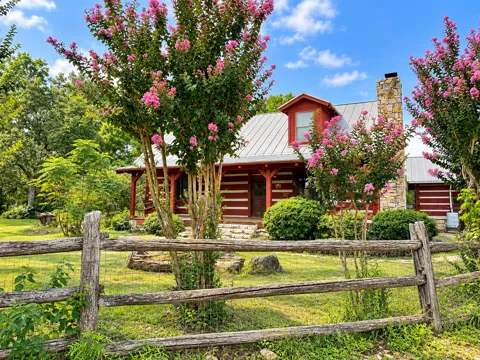 122 Briar Forest Drive
