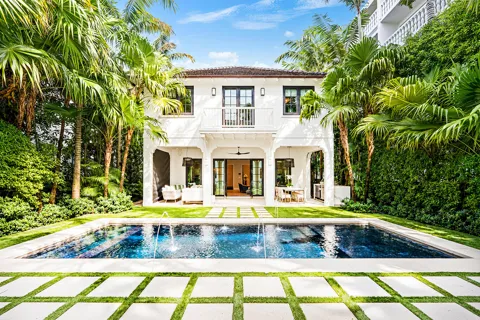412 Brazilian Avenue