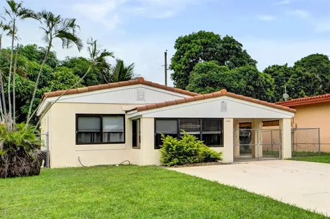 1532 NE 173RD STREET