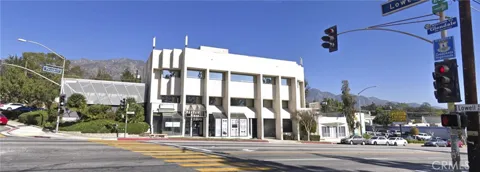 3959 Foothill Boulevard #306