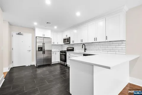 162 Closter Dock Road A