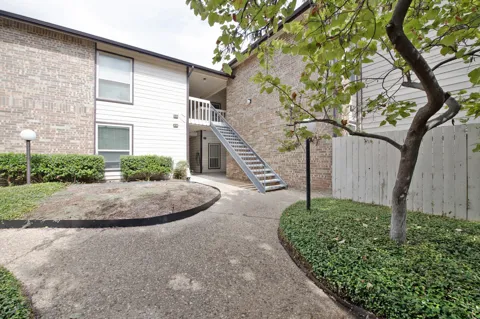 7107 Holly Hill Drive #17