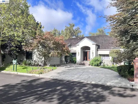 3236 Blackhawk Meadow Dr