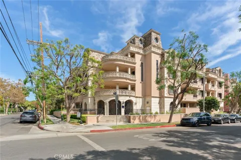 850 Croft Avenue #306