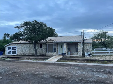 506 Rosita Street