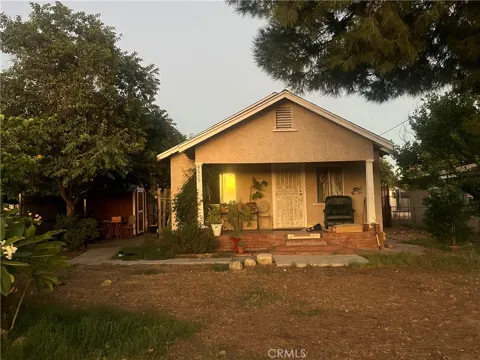 8909 Laurel