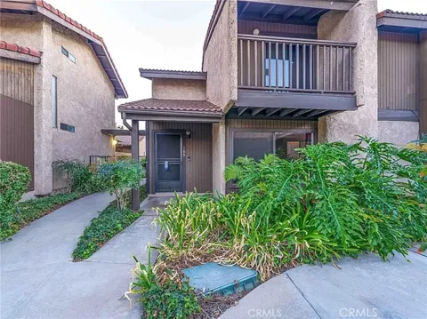 189 S Hollenbeck
