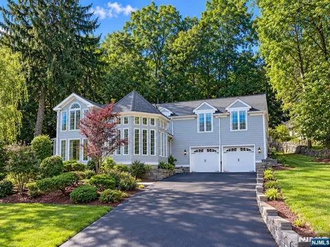 35 Sunny Hill Road