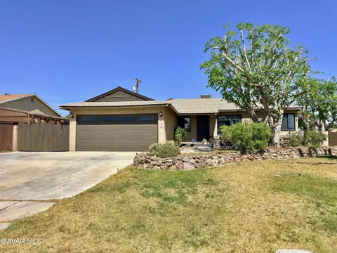 44118 Kingtree Avenue