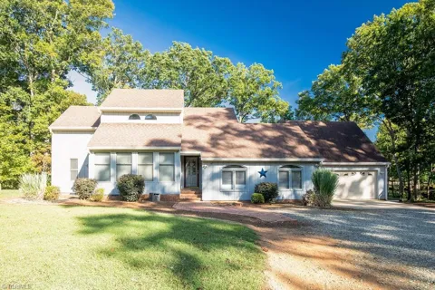 27 Hickory Trail