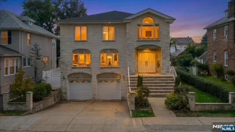 126 Edgewater Road