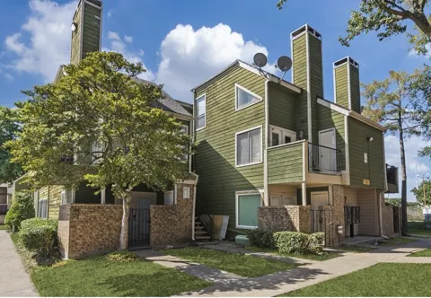 9807 Walnut Street #107